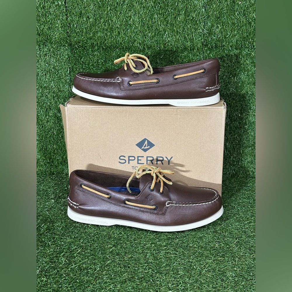 SPERRY TOP SIDER 2 EYES LEATHER BOAT SHOES , SIZE 10.5 MENS, BROWN BEIGE, NEW